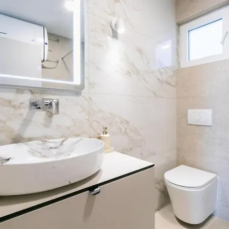 Silvana By Guide Villa