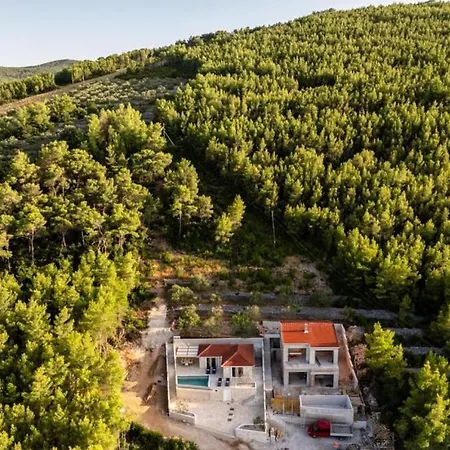 Silvana By Guide * Blato (Korcula)