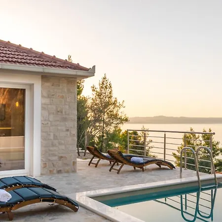 Villa Silvana By Guide