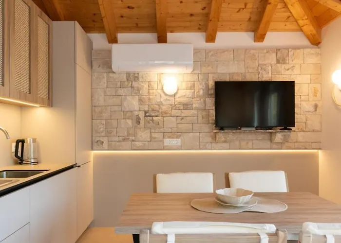 Villa Silvana By Guide