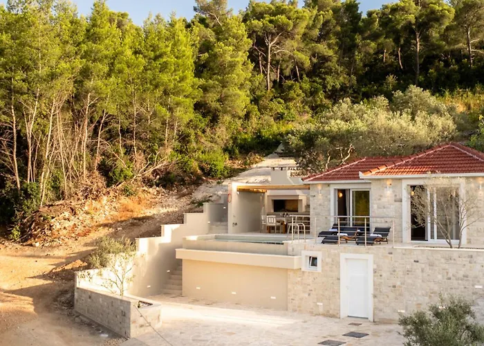 Silvana By Guide Blato (Korcula)