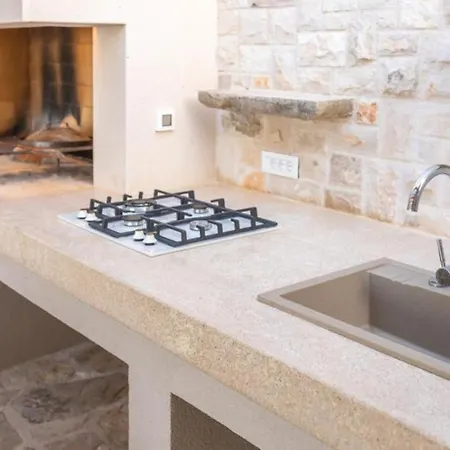 Villa Silvana By Guide