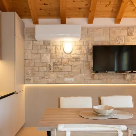 Villa Silvana By Guide