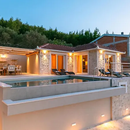 Silvana By Guide * Blato (Korcula)