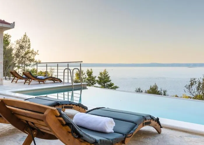 Silvana By Guide Villa *