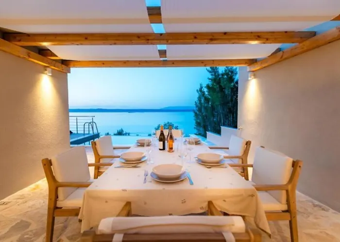 Silvana By Guide Villa