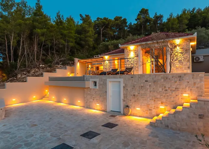 Silvana By Guide * Blato (Korcula)